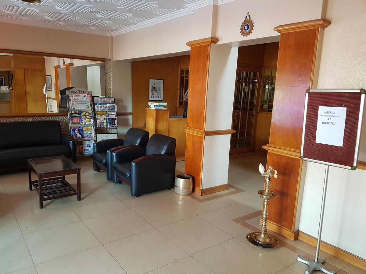 Hotel Regency Thiruvananthapuram Bagian luar foto